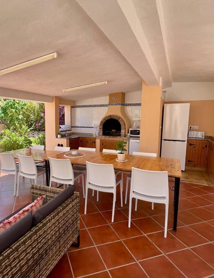 Relaxdiversion En Villa Piscina Bbq Y Cocina Ext Calpe Exterior foto